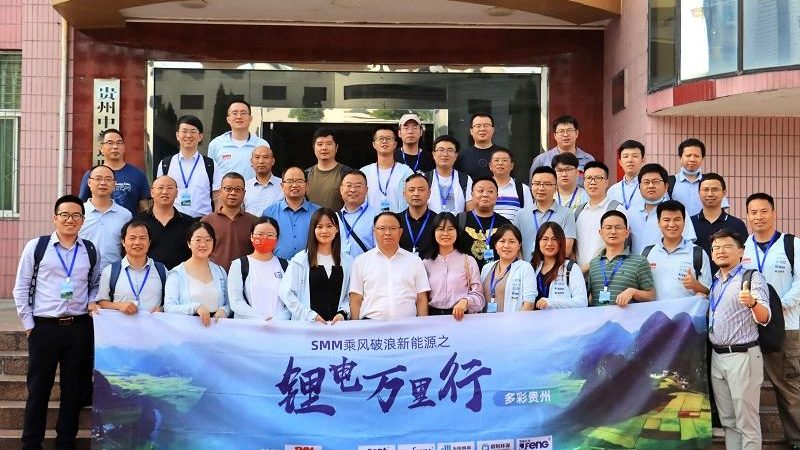 工厂屋顶光伏发电系统安装价格：揭秘影响成本的关键因素**